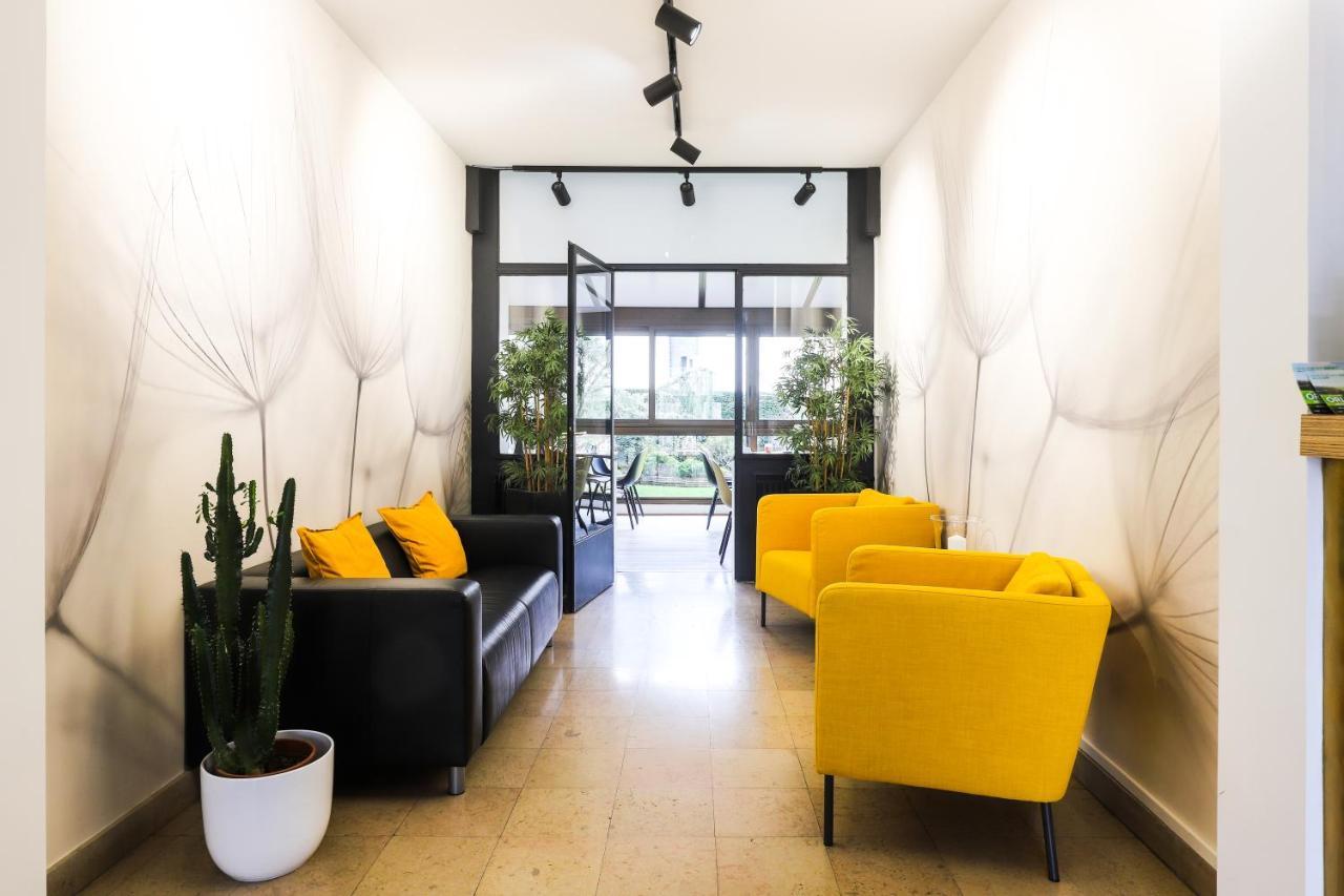 Hotel Des Cedres Орлеан Екстериор снимка