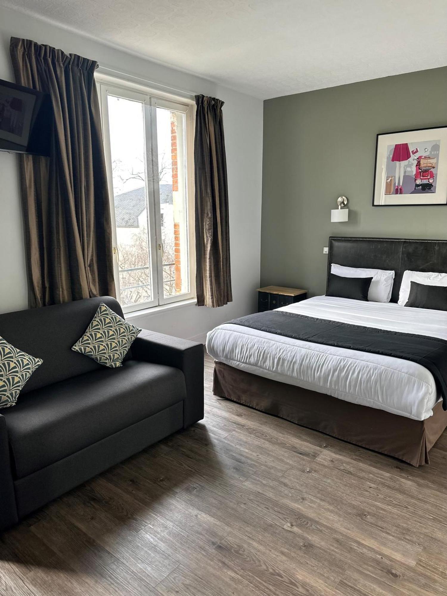 Hotel Des Cedres Орлеан Екстериор снимка