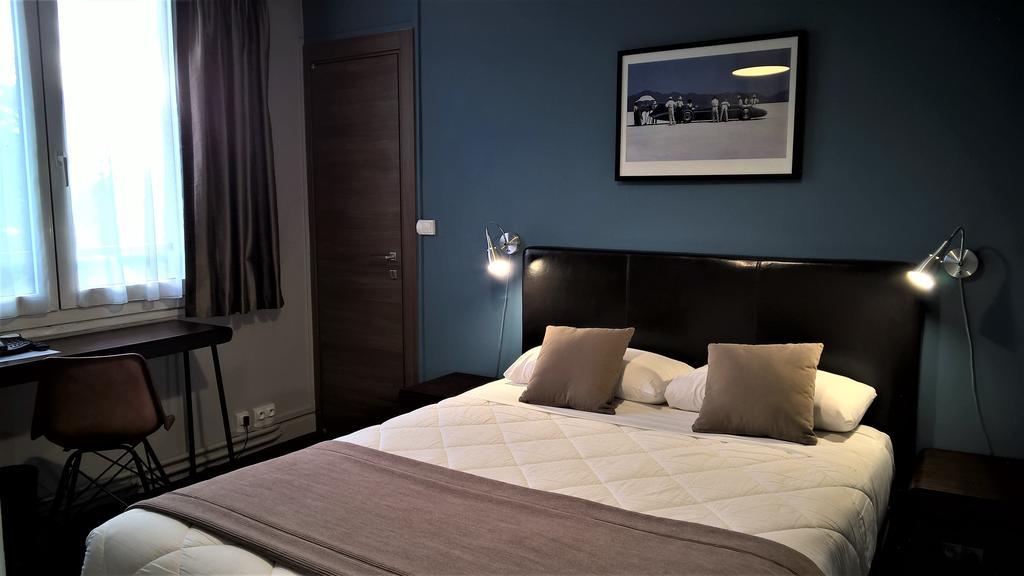 Hotel Des Cedres Орлеан Екстериор снимка